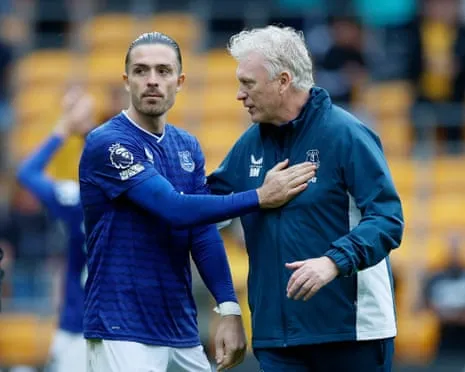 Moyes Commands Attacking Firepower that could Shake Off Anfield Curse